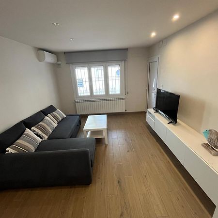 Apartamento En La Playa. Free Parking. Free Wifi Ля Эскала Экстерьер фото
