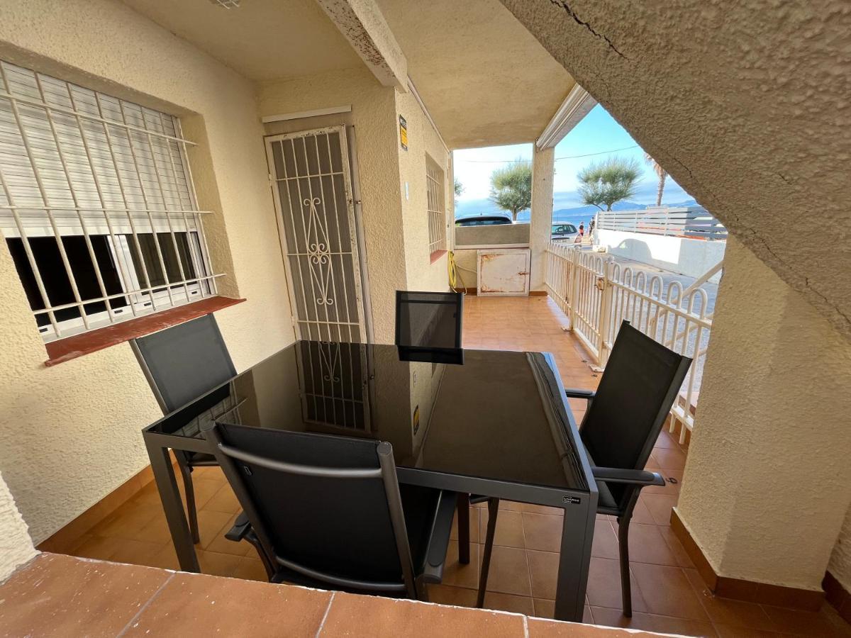Apartamento En La Playa. Free Parking. Free Wifi Ля Эскала Экстерьер фото